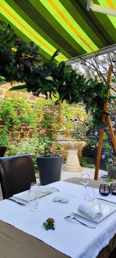 Logis Hotel Restaurant Entre Nous Langeac Esterno foto